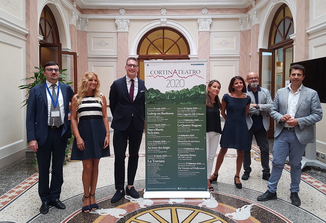 da-sx-Massimo-Ongaro_Valentina-Noce_Edoardo-Bottacin_Paola-Coletti_Marta-Gallo_Cristiano-Corazzari_Pierluca-Donin